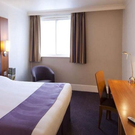 Premier Inn Premier Inn Rhuddlan Exterior foto